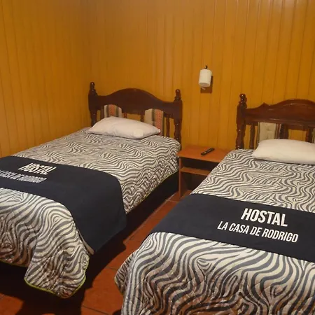 Hostal La Casa De Rodrigo Baeza Extérieur photo